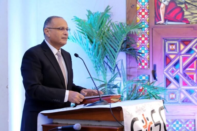 دبلومه مدعمة للتعرف علي التراث العربي المسيحي بكلية اللاهوت الإنجلية بالقاهرة